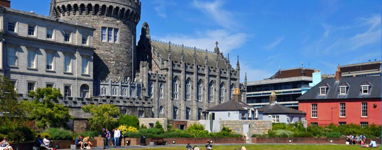 Der mächtige Record Tower im Dublin Castle
