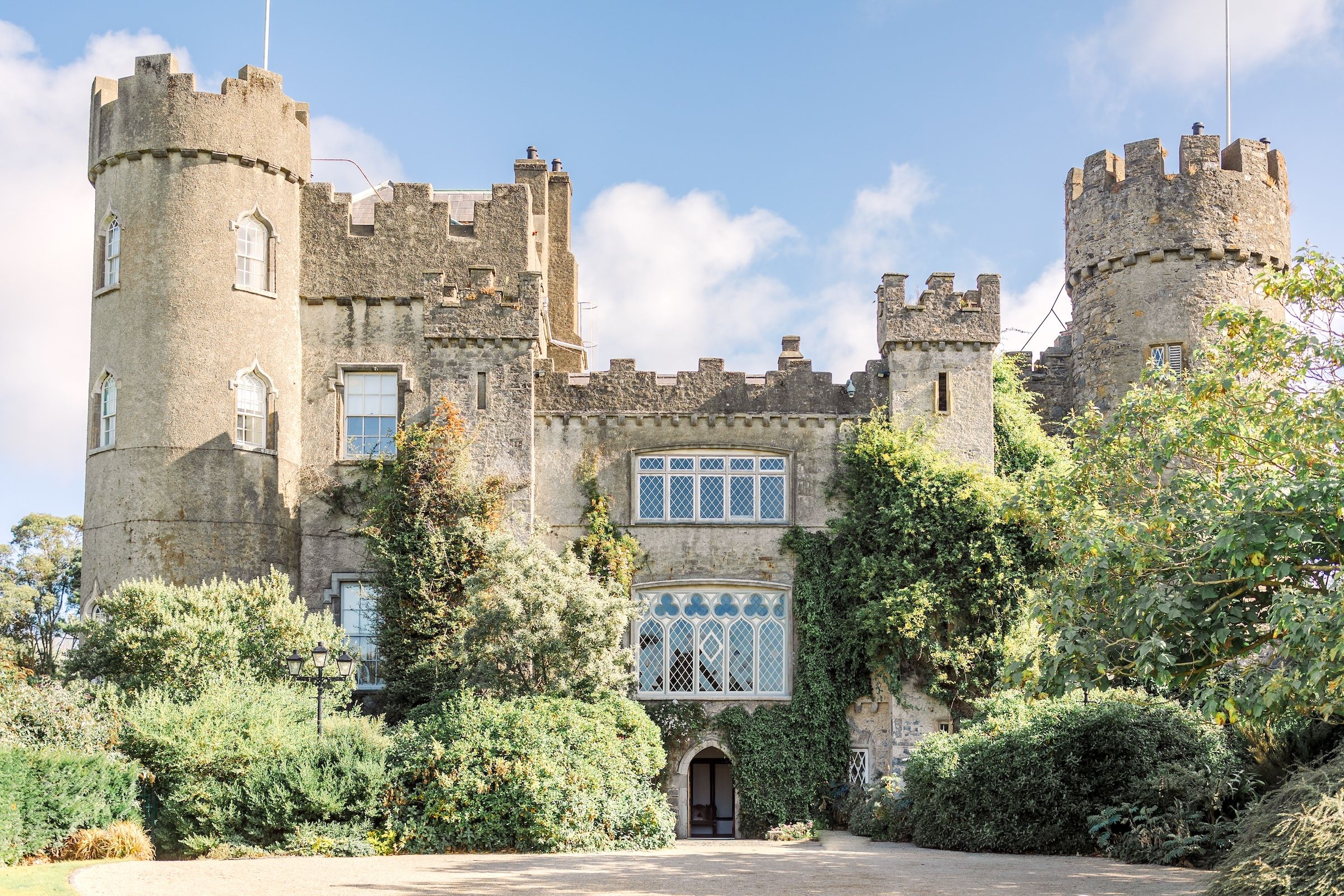 Malahide Castle and Gardens – Schloss, Botanischer Garten & Butterfly House