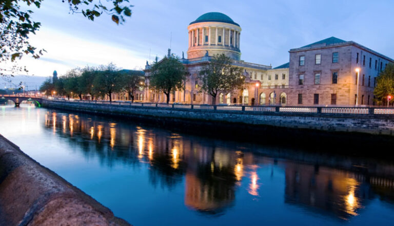 Four Courts (4 Gerichtshöfe)