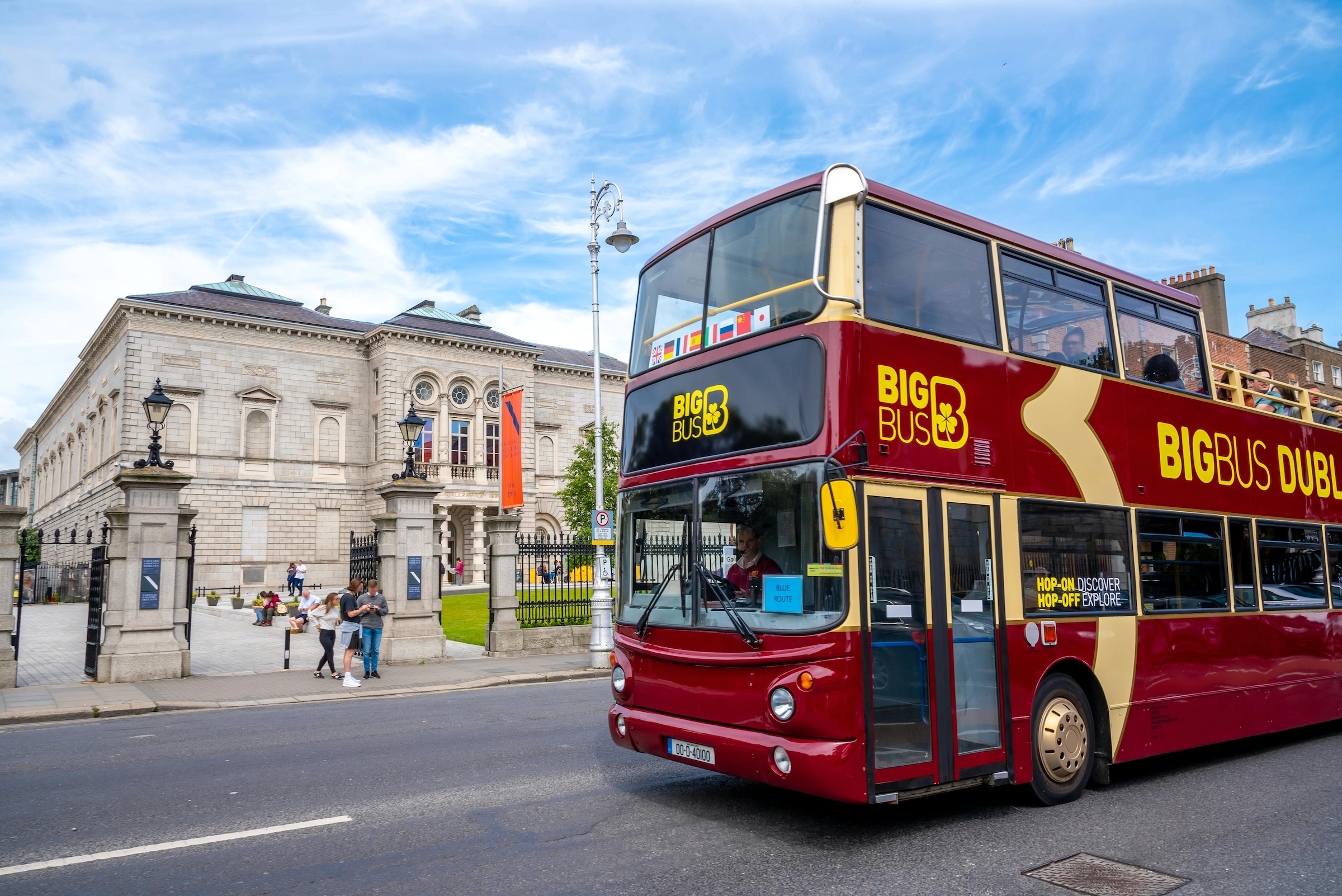 Hop-on Hop-off Bus in Dublin